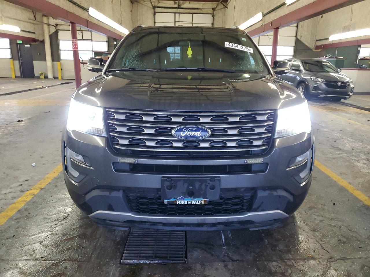 2017 Ford Explorer VIN 1FM5K8D87HGD43711 Copart auction photo, rear end damage thumbnail 5