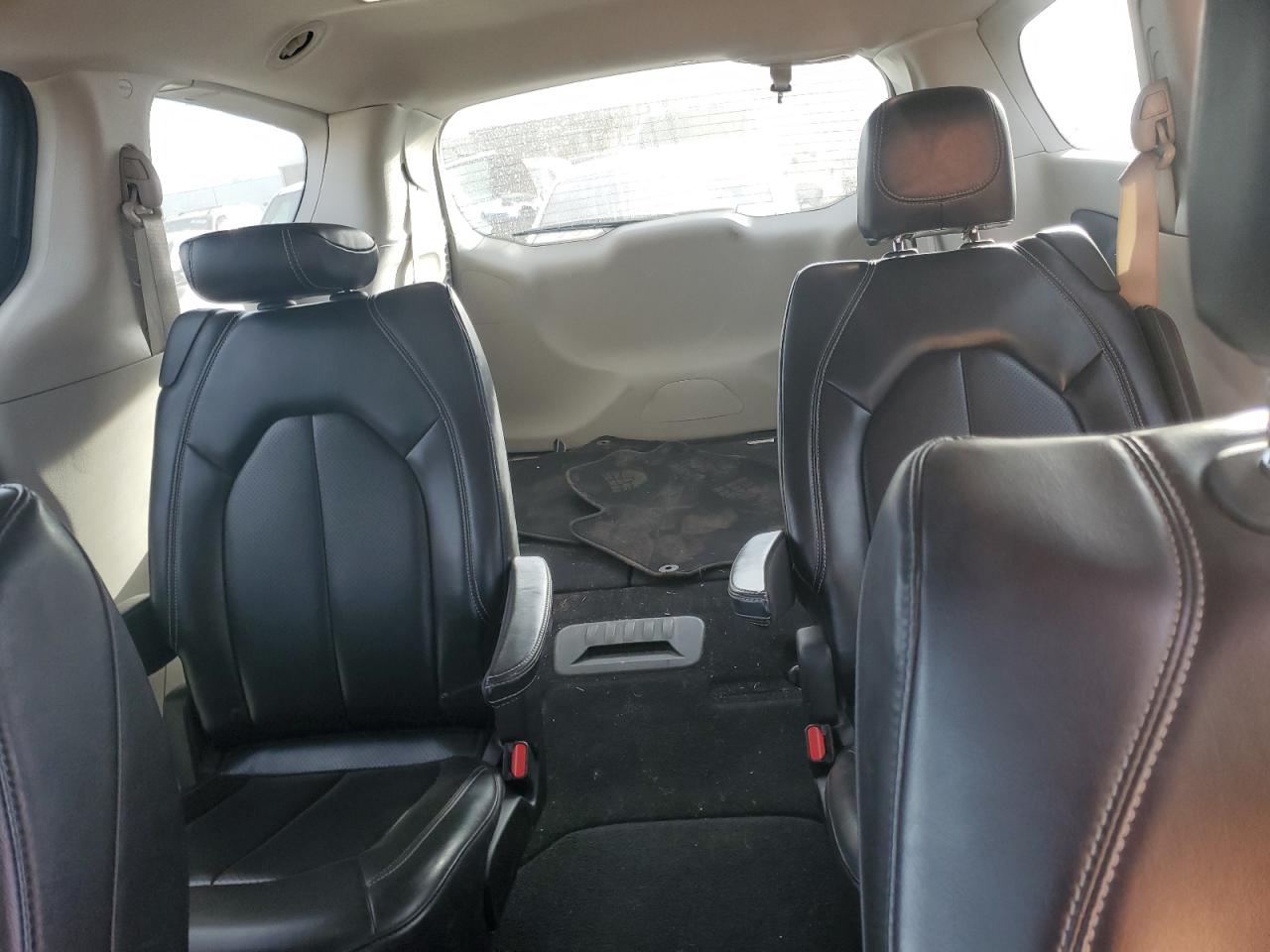 2020 Chrysler Voyager VIN 2C4RC1DG9LR264887 Copart auction photo, mechanical damage thumbnail 10