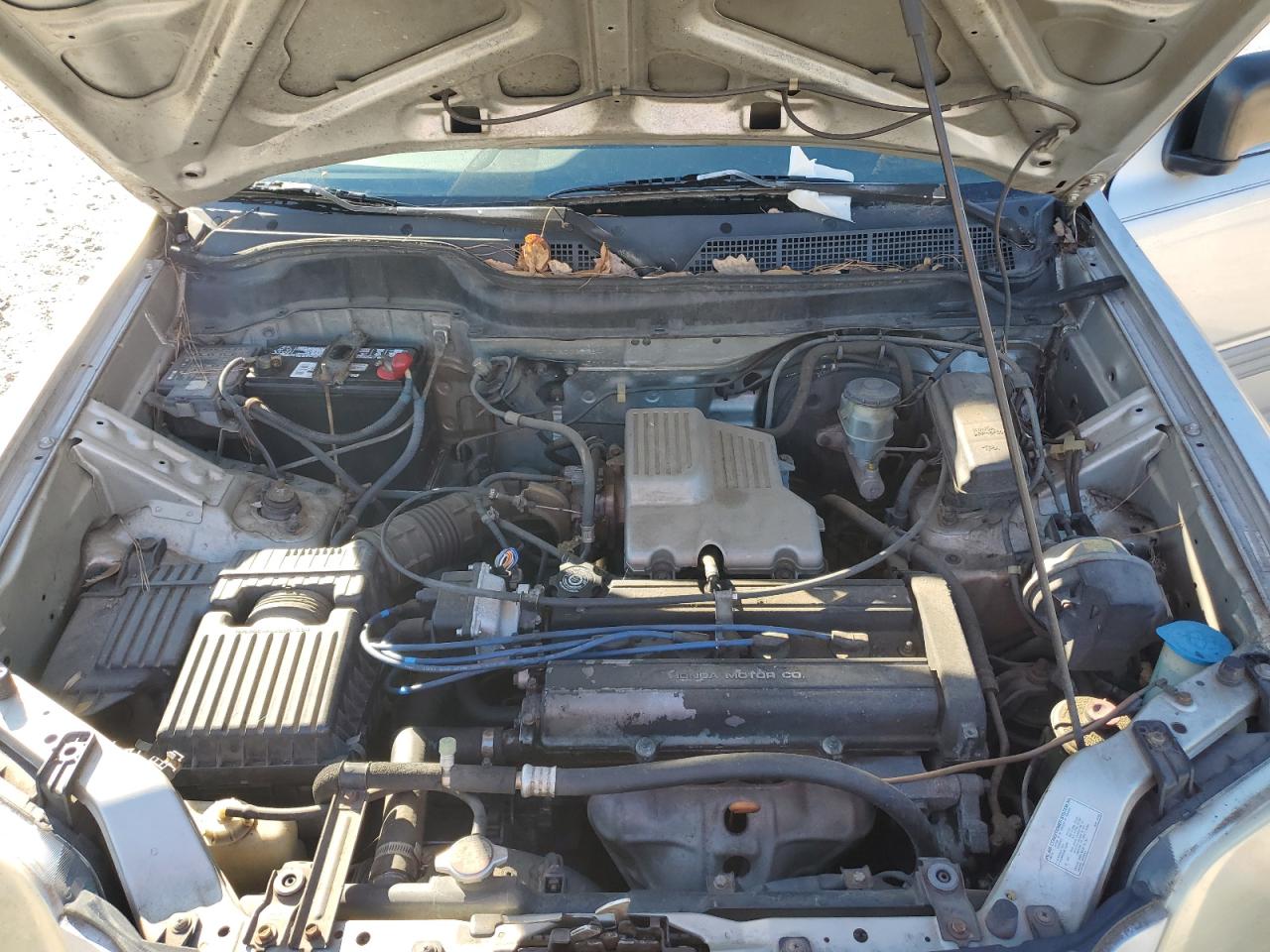 1999 Honda CR-V VIN JHLRD1747XC005234 Copart auction photo, mechanical / minor dent/scratches damage thumbnail 12
