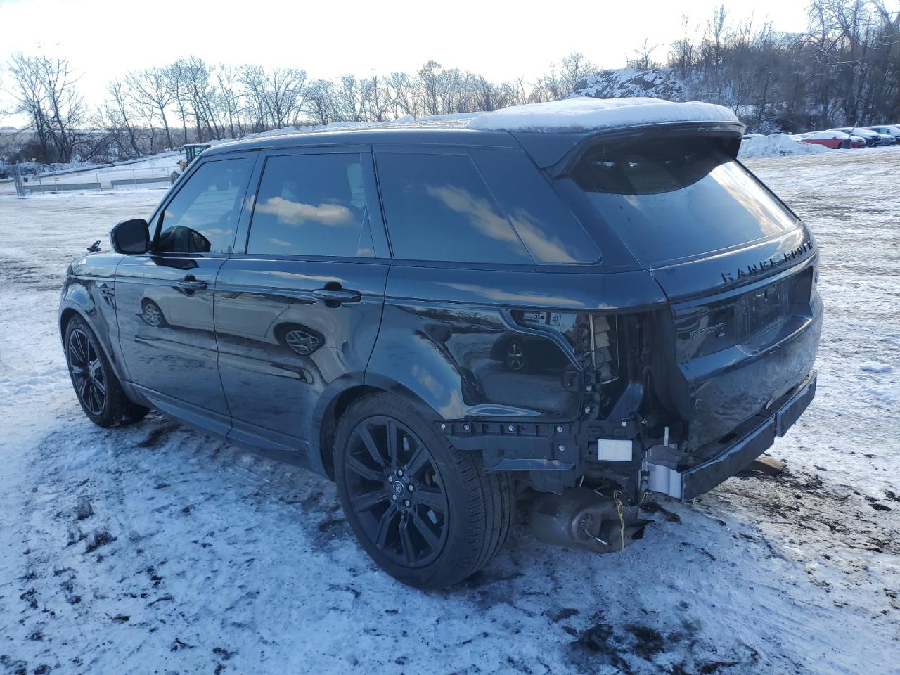 2022 Land Rover Range Rover VIN SALWR2SU0NA208921 Copart auction photo, rear end / minor dent/scratches damage thumbnail 2