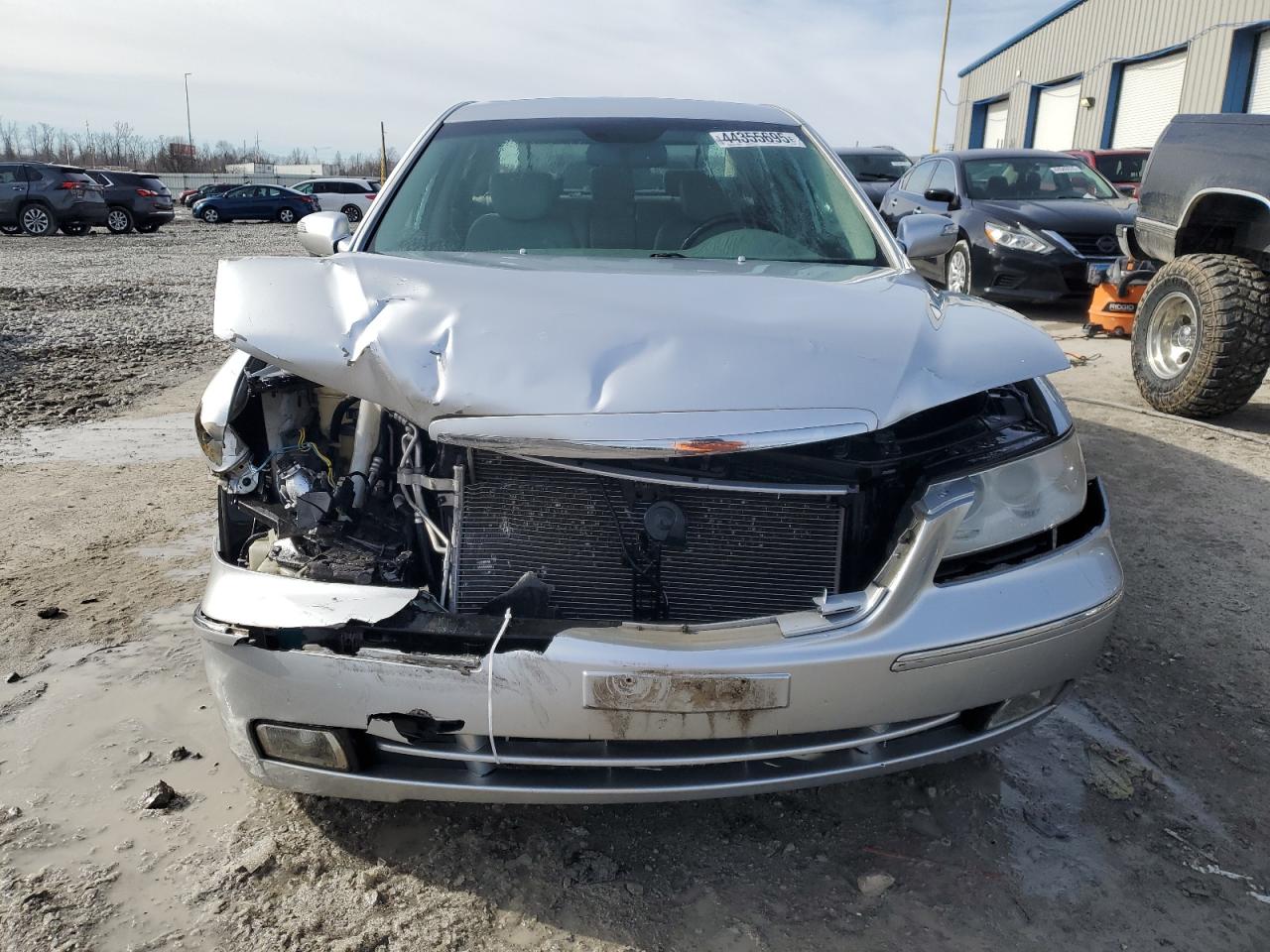 2008 Hyundai Azera VIN KMHFC46F58A291147 Copart auction photo, front end damage thumbnail 5