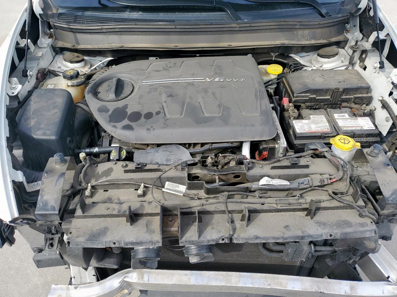 2016 Jeep Grand Cherokee VIN 1C4PJMCS1GW103810 Copart auction photo, front end damage thumbnail 12