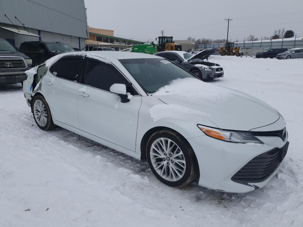 2020 Toyota Camry VIN 4T1F11BK0LU018874 Copart auction photo, rear end / side damage thumbnail 4