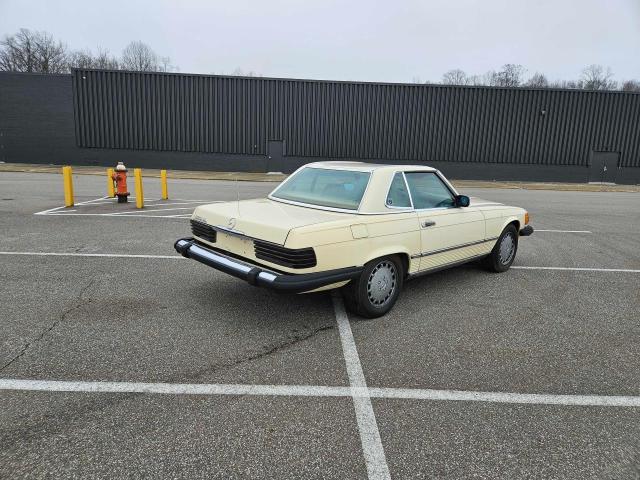 1987 Mercedes-Benz SL-klasse VIN WDBBA48D5HA061899 Copart auction photo, minor dent/scratches / normal wear damage thumbnail 4