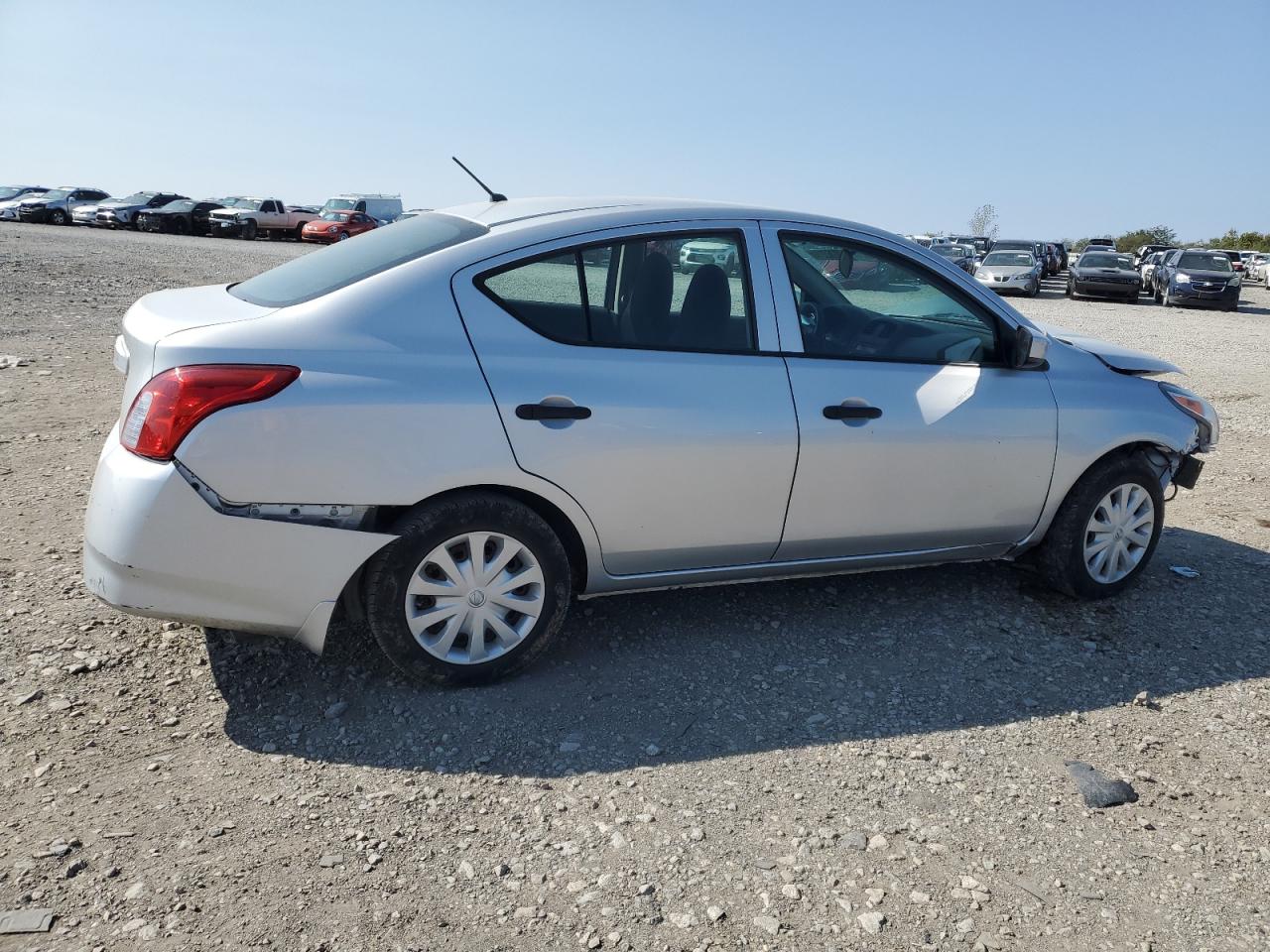 2016 Nissan Versa VIN 3N1CN7AP6GL895982 Copart auction photo, front end / rear end damage thumbnail 3