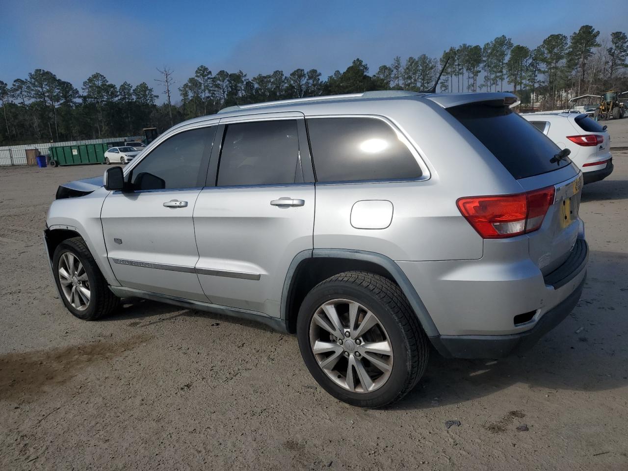 2011 Jeep Grand Cherokee VIN 1J4RS4GG3BC646804 Copart auction photo, front end / side damage thumbnail 2