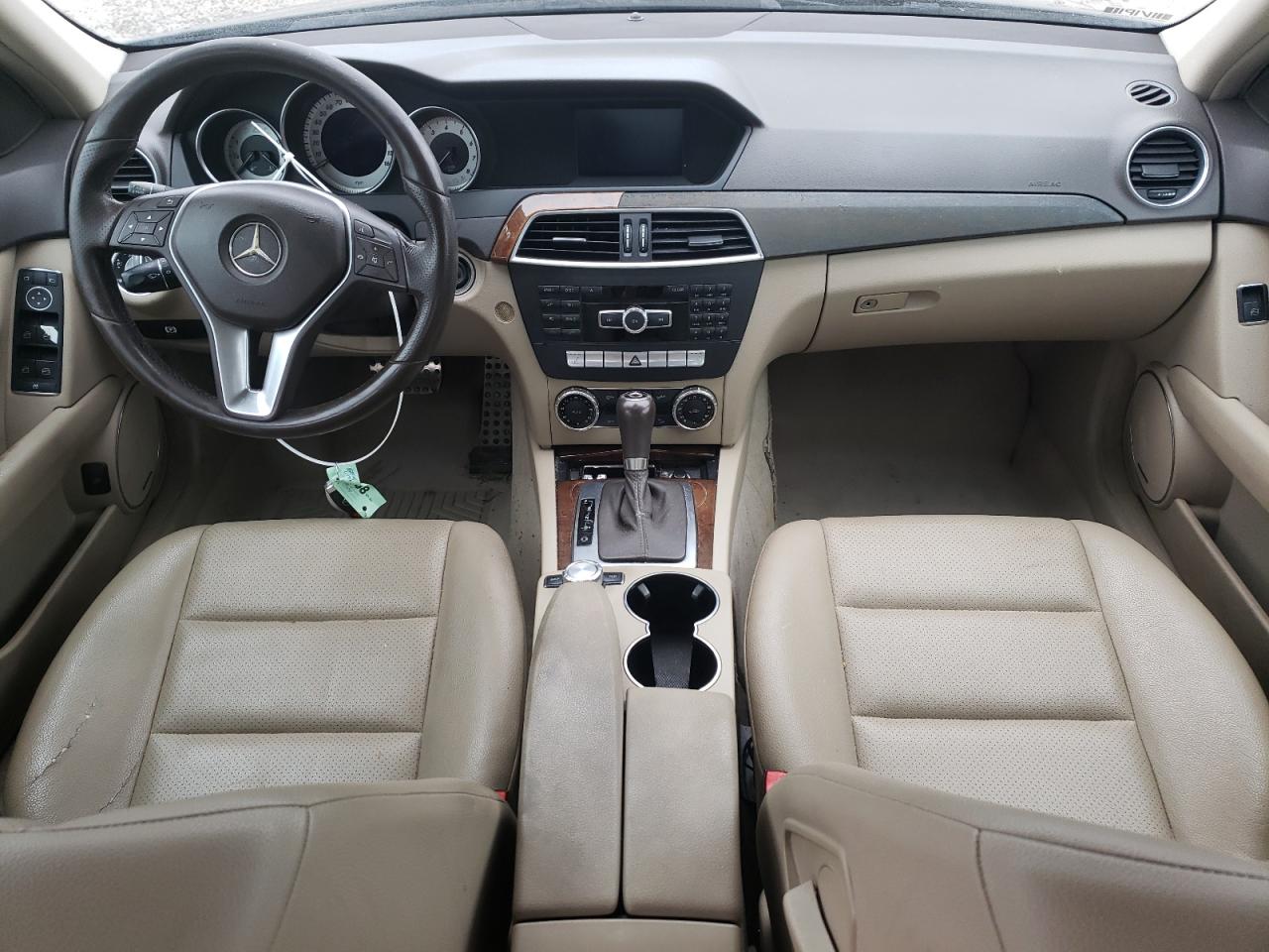 2012 Mercedes-Benz C-klasse VIN WDDGF4HB7CA628247 Copart auction photo, mechanical / minor dent/scratches damage thumbnail 8