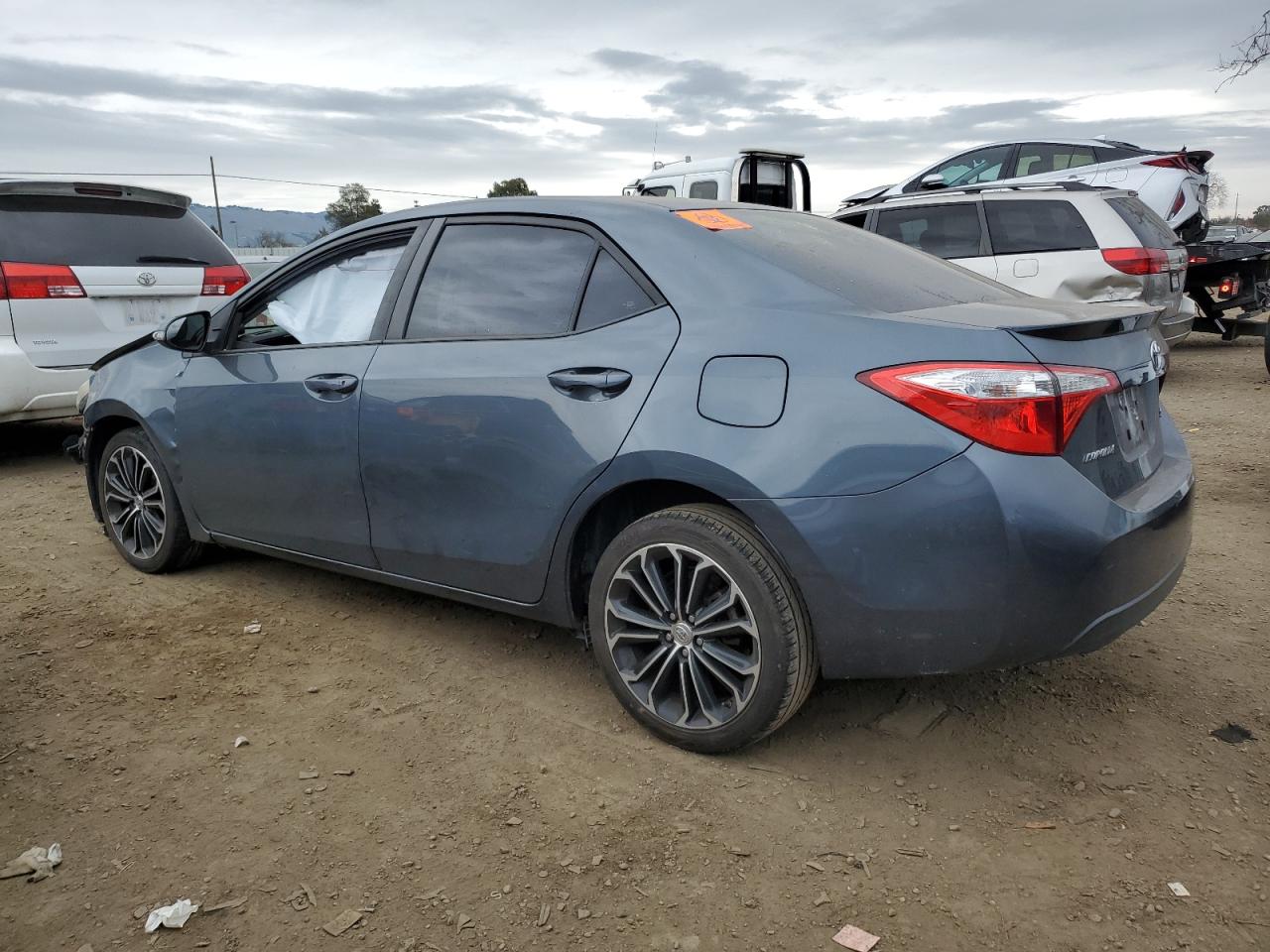 2015 Toyota Corolla VIN 2T1BURHE0FC261550 Copart auction photo, front end damage thumbnail 2