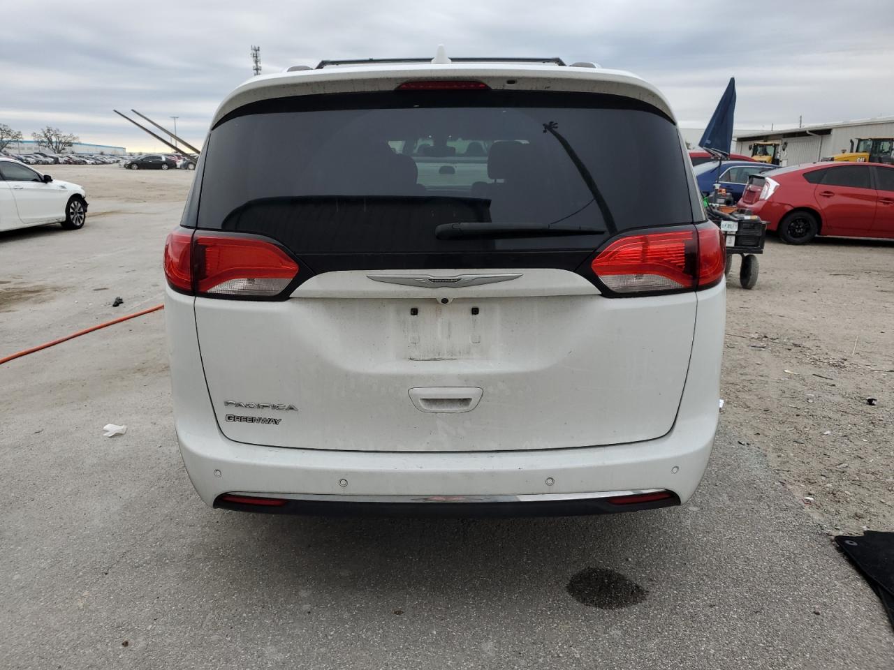 2017 Chrysler Pacifica VIN 2C4RC1EG2HR577219 Copart auction photo, side damage thumbnail 6