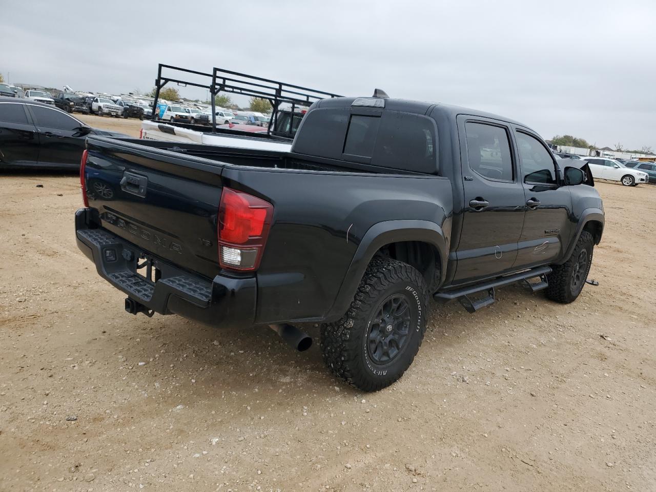 2020 Toyota Tacoma VIN 3TMCZ5AN1LM342388 Copart auction photo, front end damage thumbnail 3