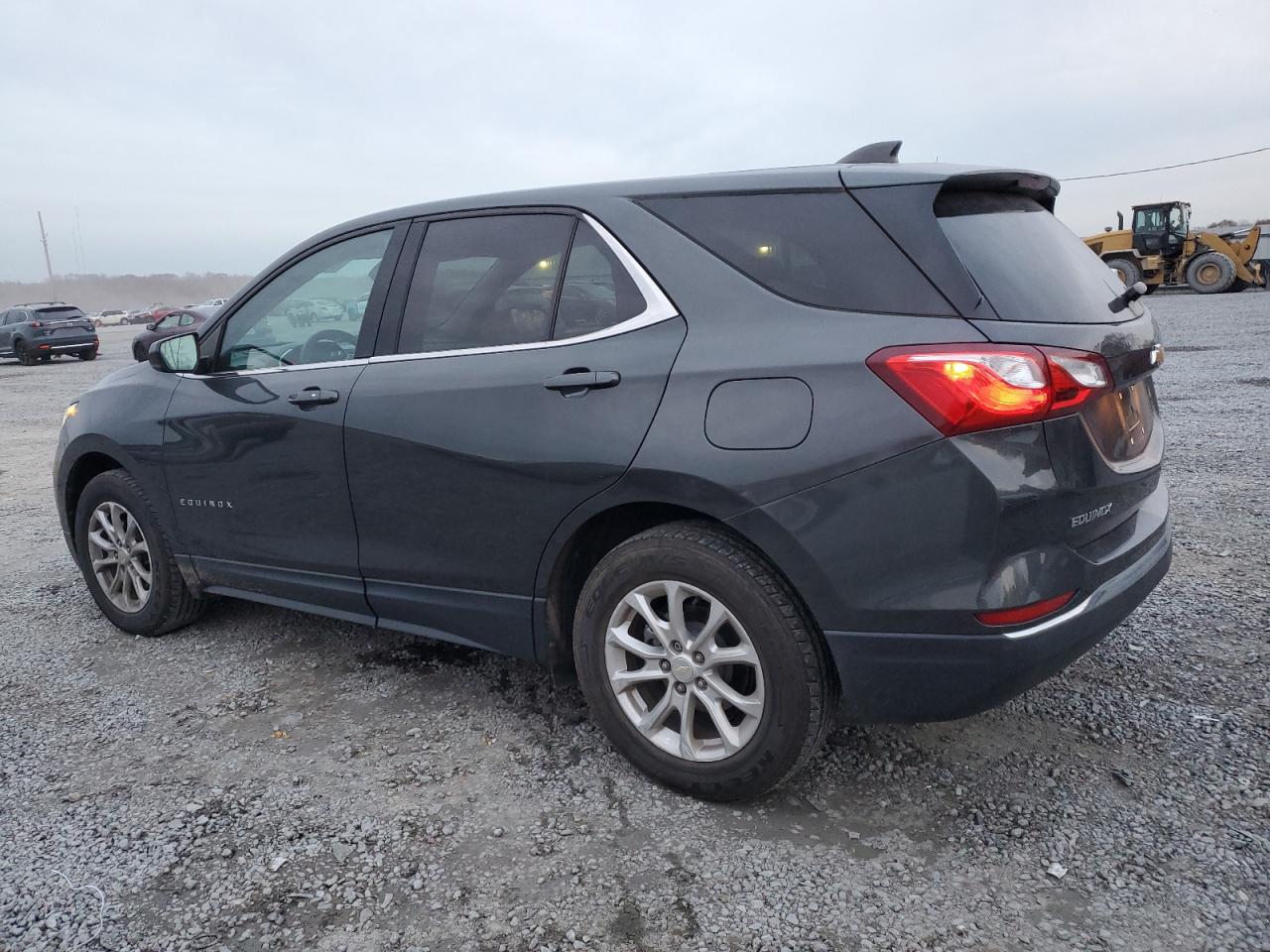 2020 Chevrolet Equinox VIN 3GNAXKEV8LS553516 Copart auction photo, all over / side damage thumbnail 2