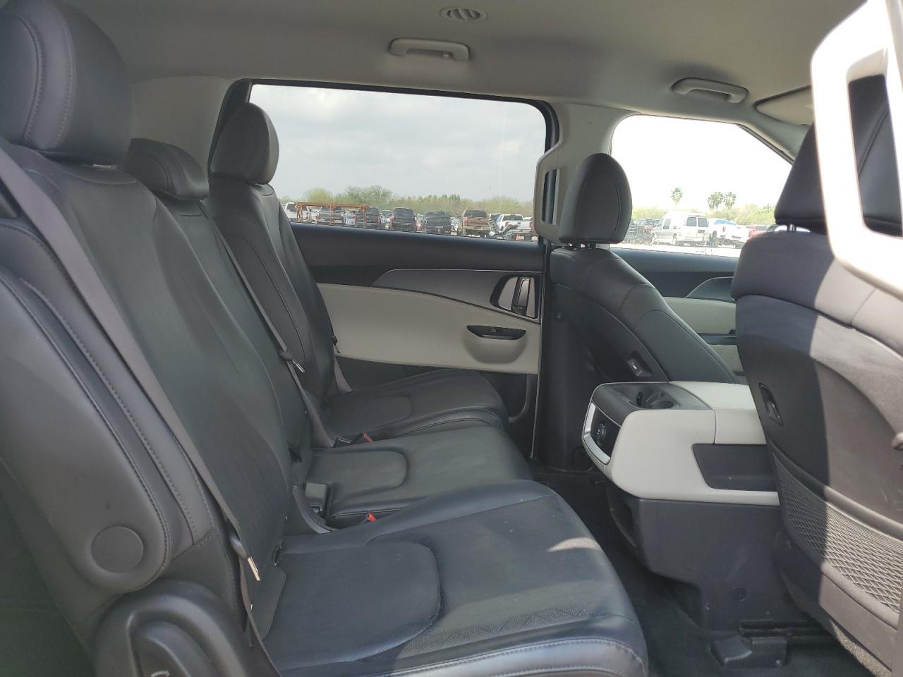 2023 KIA Carnival VIN KNDNB4H31P6273283 Copart auction photo, rear end damage thumbnail 11