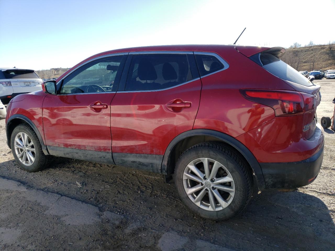 2018 Nissan Rogue VIN JN1BJ1CP4JW193968 Copart auction photo, front end / minor dent/scratches damage thumbnail 2