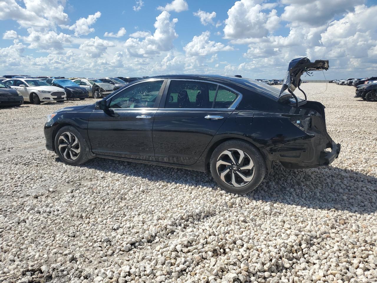 2017 Honda Accord VIN 1HGCR2F83HA015174 Copart auction photo, rear end damage thumbnail 2