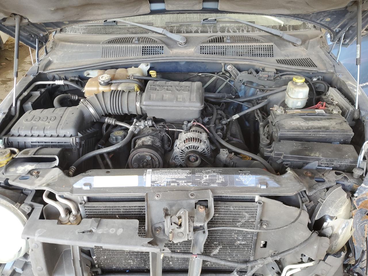 2003 Jeep Liberty (North America) VIN 1J4GL48K03W636934 Copart auction photo, front end / side damage thumbnail 12
