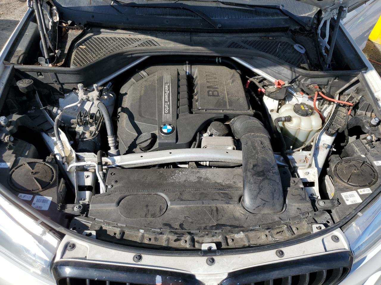 2017 BMW X6 VIN 5UXKU0C30H0G69109 Copart auction photo, side / mechanical damage thumbnail 12