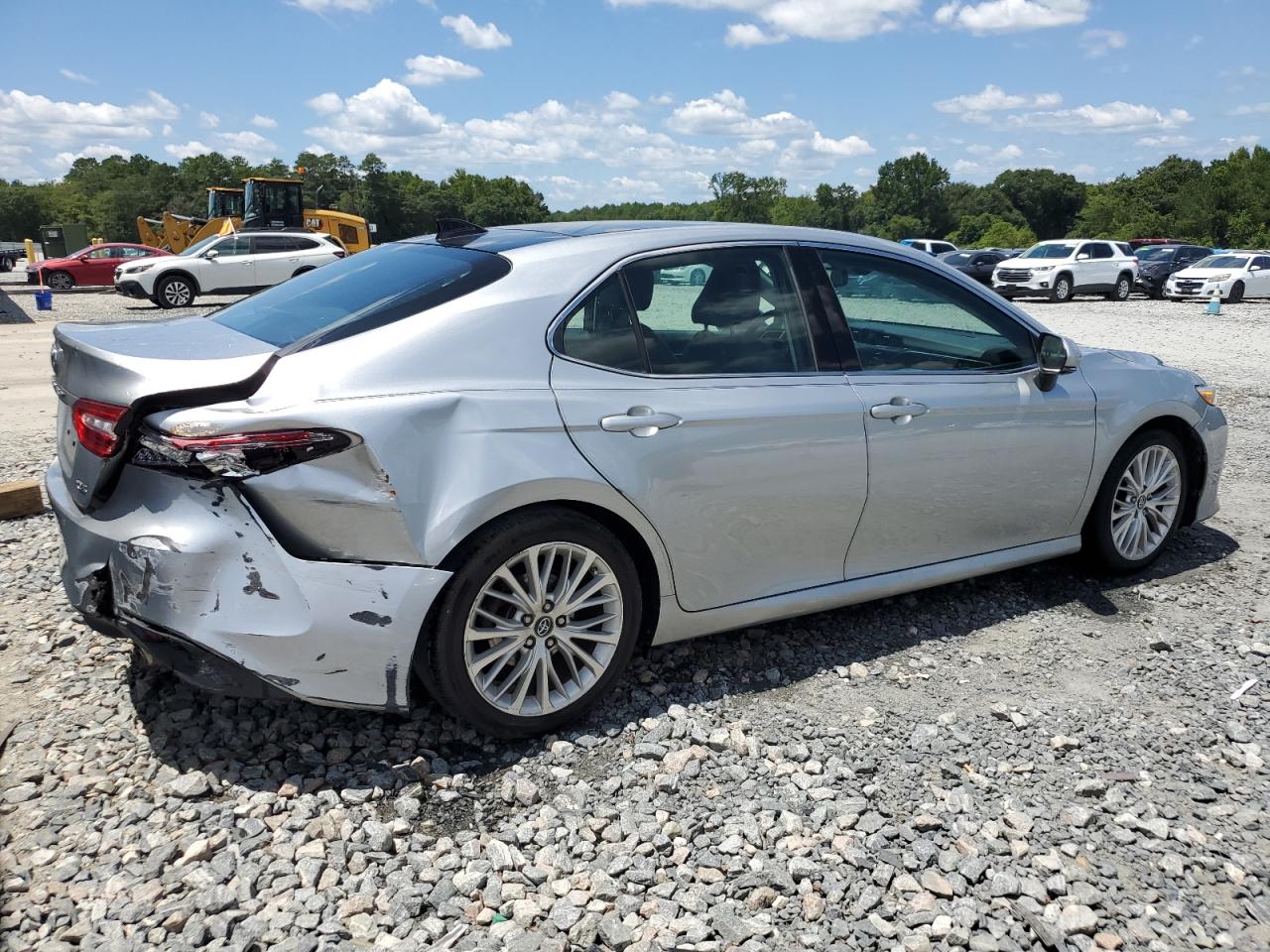 2018 Toyota Camry VIN 4T1B11HK6JU115421 Copart auction photo, rear end damage thumbnail 3