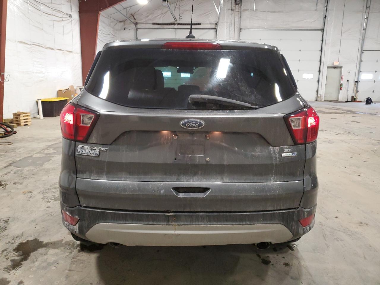 2019 Ford Escape VIN 1FMCU9GD1KUB18595 Copart auction photo, front end / all over damage thumbnail 6