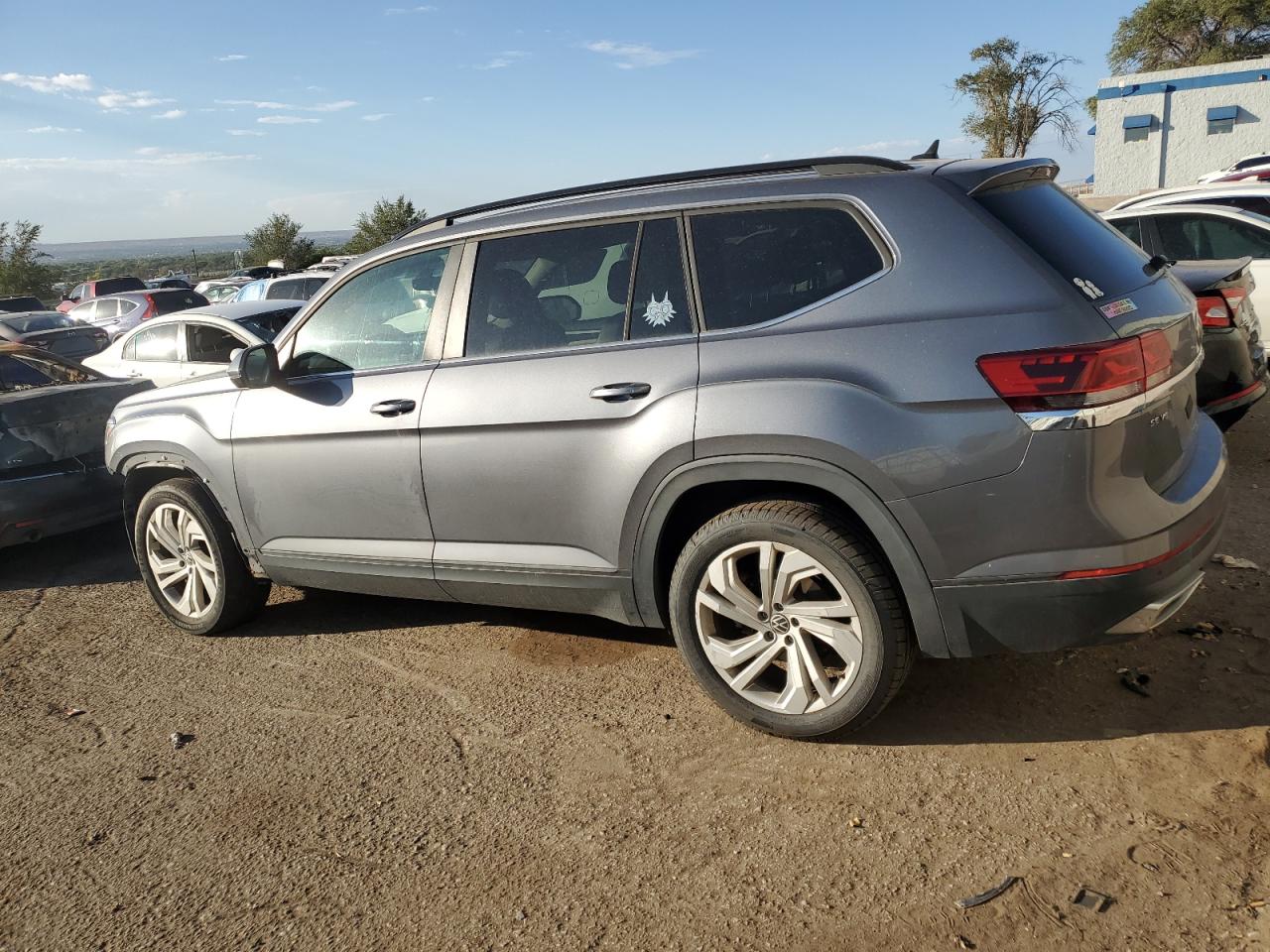 2021 Volkswagen Atlas VIN 1V2WR2CA1MC550603 Copart auction photo, front end damage thumbnail 2