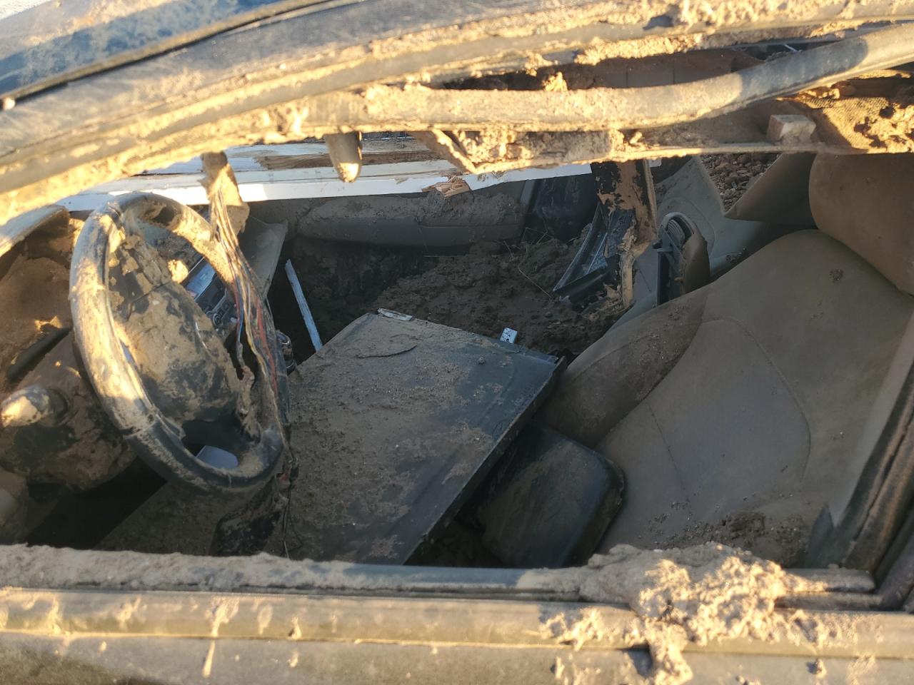 2020 Hyundai Elantra VIN KMHD84LF9LU012142 Copart auction photo, water/flood / all over damage thumbnail 7