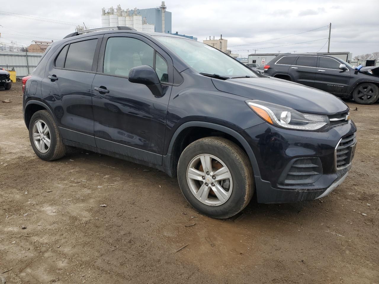 2021 Chevrolet Trax VIN KL7CJPSB2MB336953 Copart auction photo, rear end / minor dent/scratches damage thumbnail 4