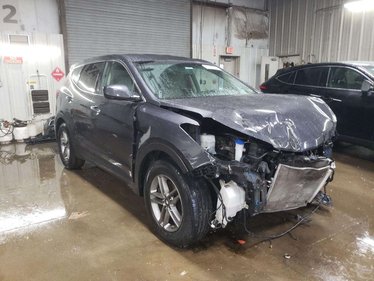 2018 Hyundai Santa Fe VIN 5XYZT3LB8JG567601 Copart auction photo, front end damage thumbnail 4