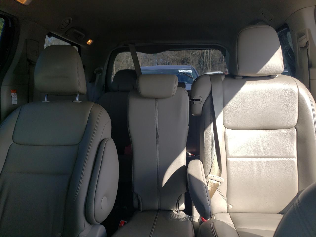 2017 Toyota Sienna VIN 5TDYZ3DC9HS791104 Copart auction photo, rear end damage thumbnail 10