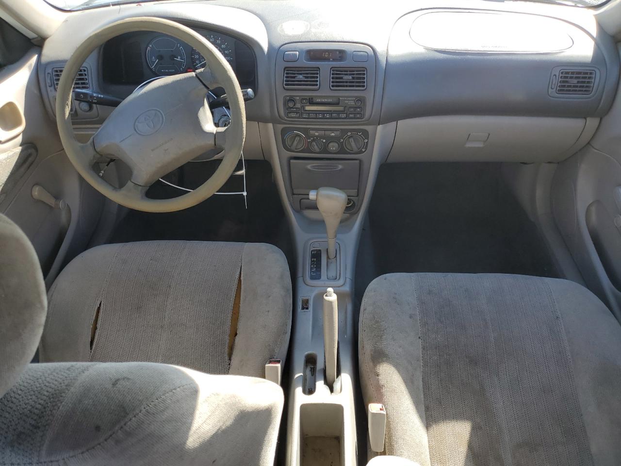 2001 Toyota Corolla VIN 1NXBR12E31Z522639 Copart auction photo, rear end / front end damage thumbnail 8