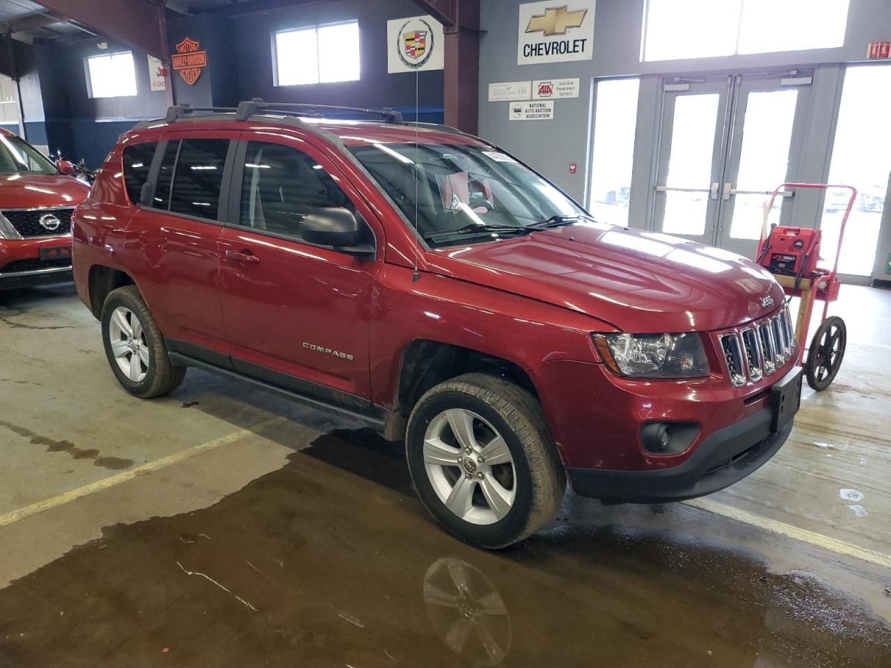 2015 Jeep Compass VIN 1C4NJCBB3FD118399 Copart auction photo, minor dent/scratches damage thumbnail 4
