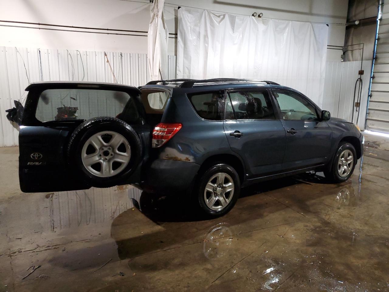 2011 Toyota RAV 4 VIN 2T3ZF4DV2BW066664 Copart auction photo, front end damage thumbnail 3