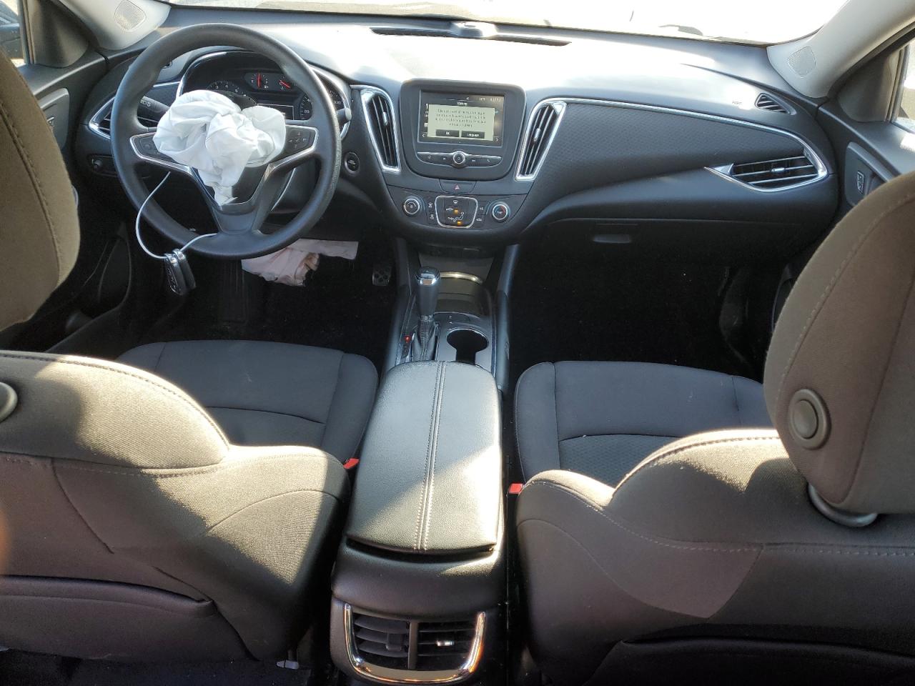 2017 Chevrolet Malibu VIN 1G1ZE5ST4HF258570 Copart auction photo, front end / side damage thumbnail 8