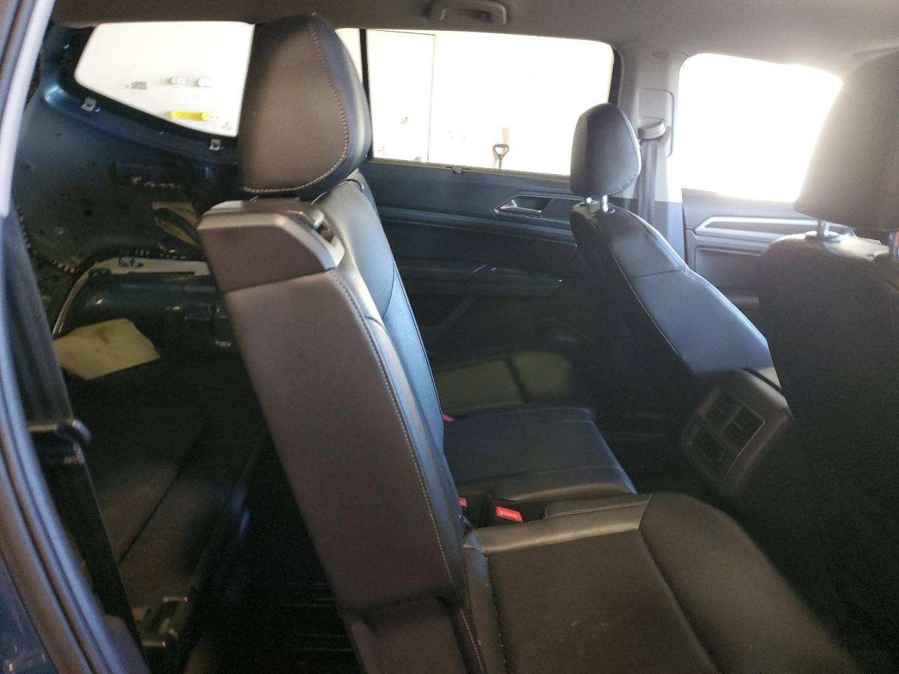 2019 Volkswagen Atlas VIN 1V2UR2CA5KC559812 Copart auction photo, rear end damage thumbnail 11