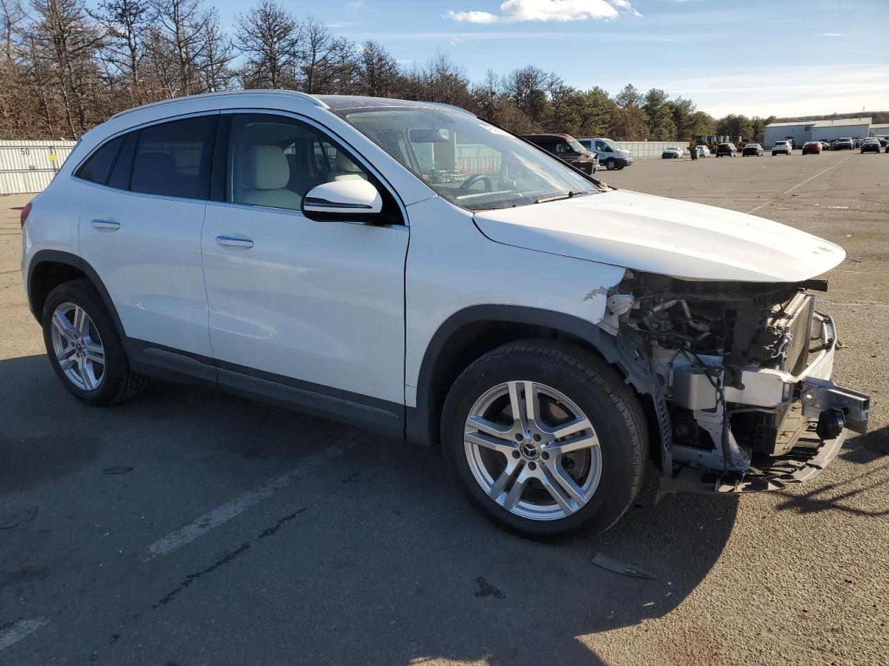 2021 Mercedes-Benz GLA-klasse VIN W1N4N4HB3MJ198713 Copart auction photo, front end / minor dent/scratches damage thumbnail 4