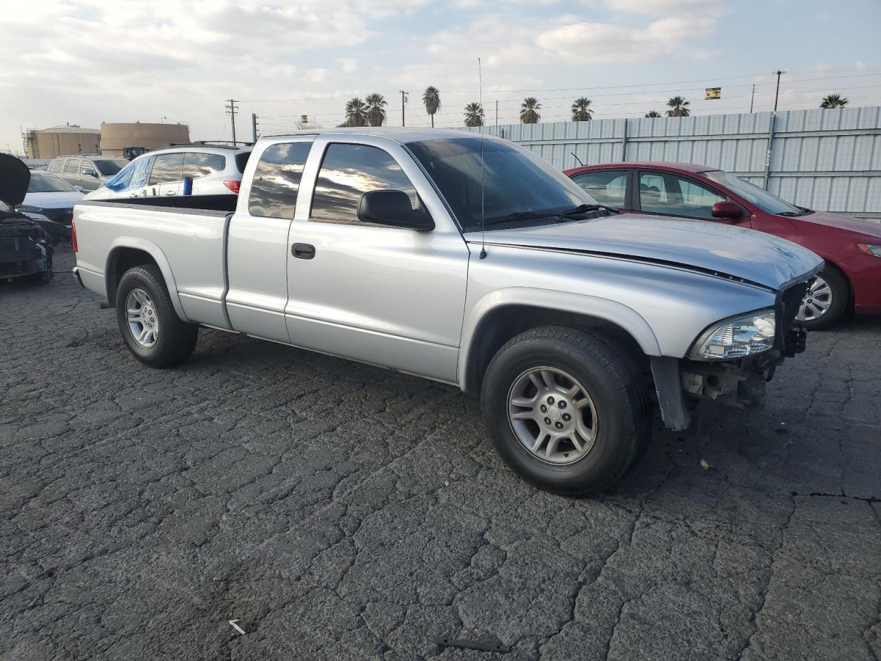 2004 Dodge Dakota VIN 1D7GL42N94S576921 Copart auction photo, front end damage thumbnail 4