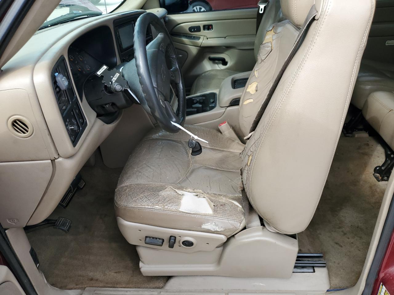 2005 Chevrolet Silverado VIN 2GCEC13T651114170 Copart auction photo, front end damage thumbnail 7