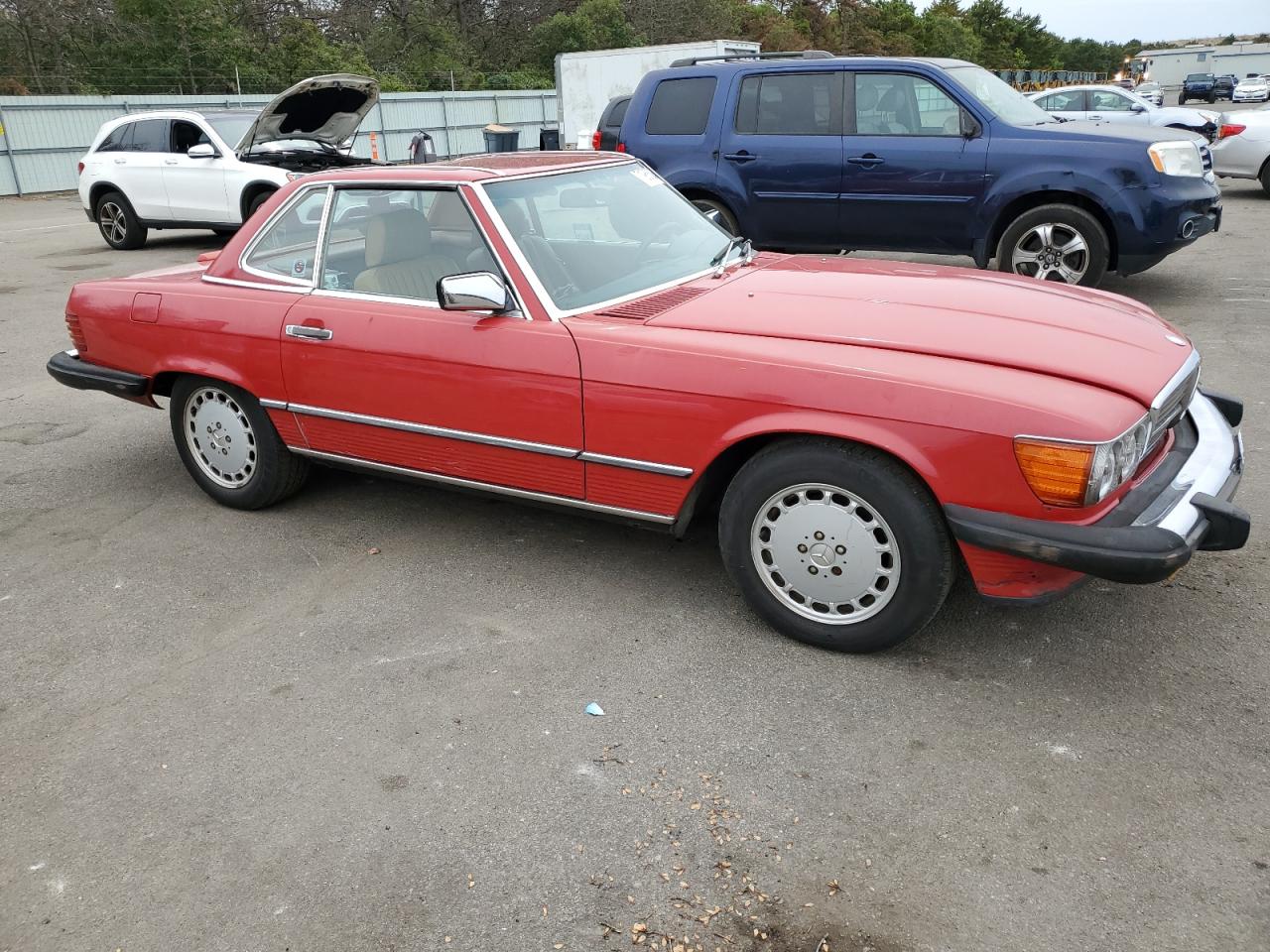 1989 Mercedes-Benz SL-klasse VIN WDBBA48D5KA103768 Copart auction photo, side / front end damage thumbnail 4