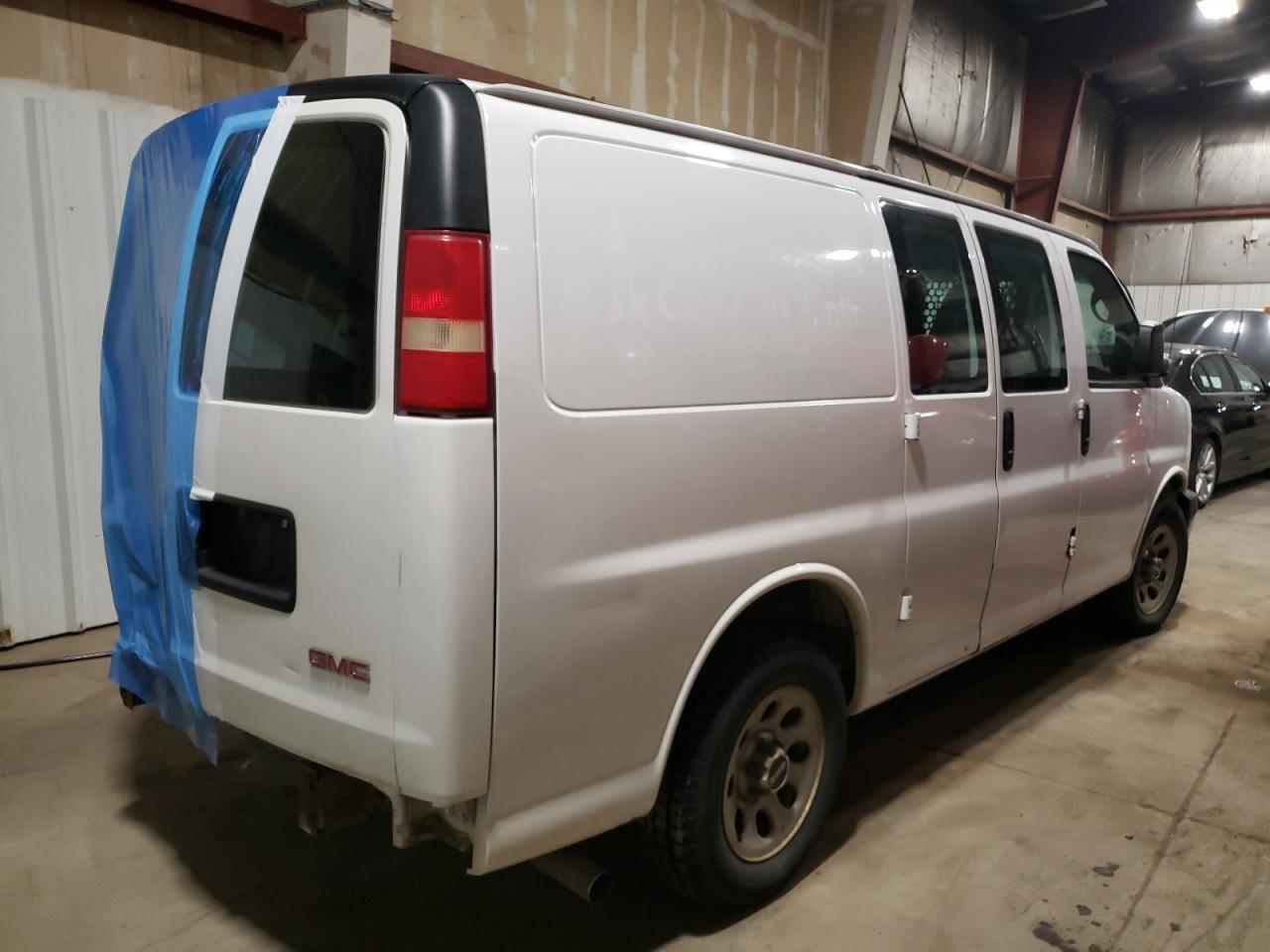 2009 GMC Savana VIN 1GTFH154791110782 Copart auction photo, rear end damage thumbnail 3