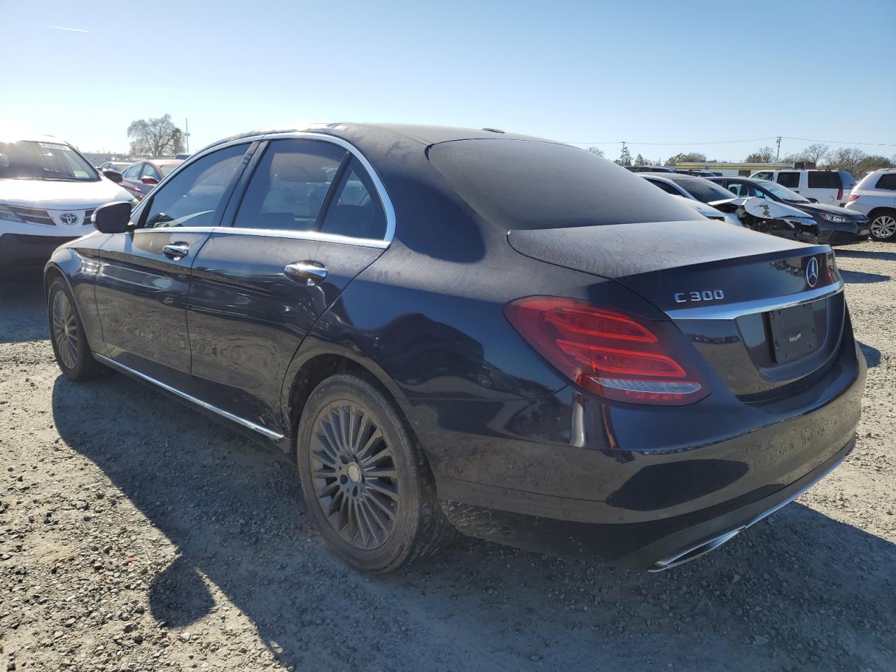 2015 Mercedes-Benz C-klasse VIN 55SWF4JB6FU061300 Copart auction photo, side damage thumbnail 2