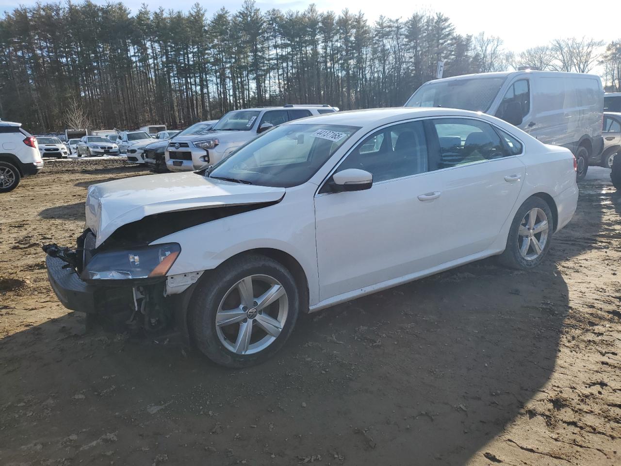 2015 Volkswagen Passat VIN 1VWAT7A33FC081836