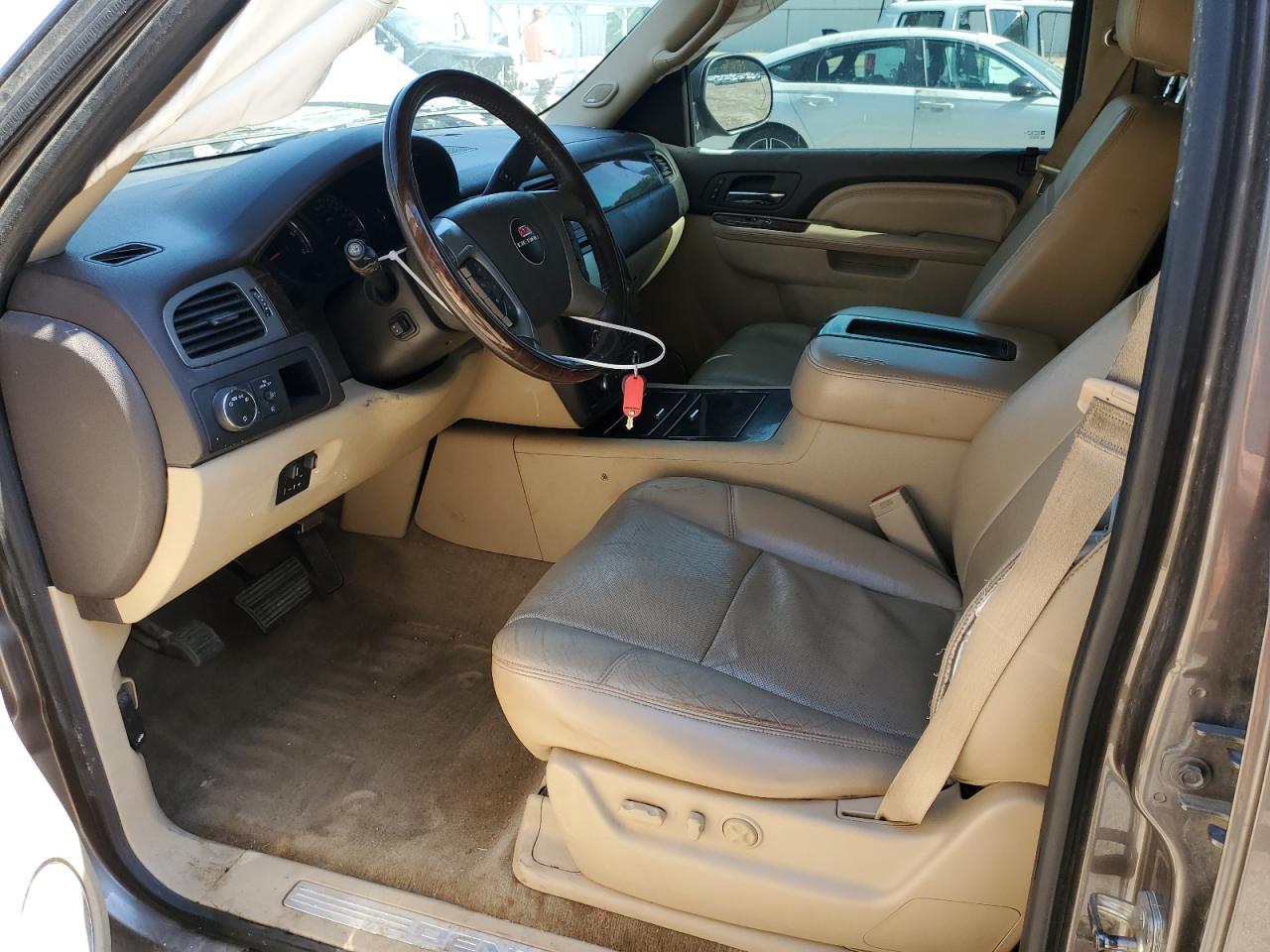 2013 GMC Yukon VIN 1GKS2EEF1DR364267 Copart auction photo, minor dent/scratches damage thumbnail 7