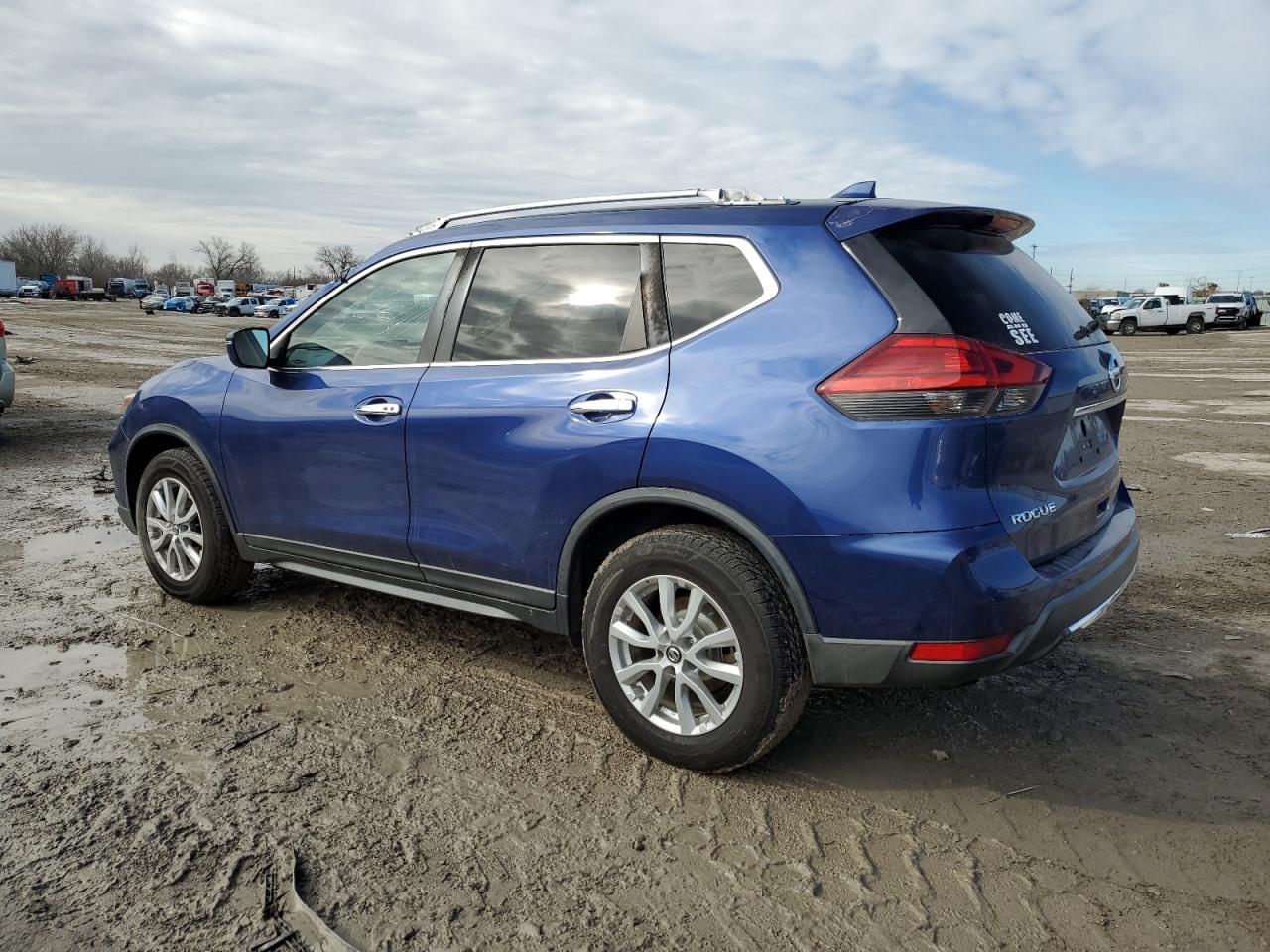 2017 Nissan Rogue VIN KNMAT2MV4HP580269 Copart auction photo, side damage thumbnail 2