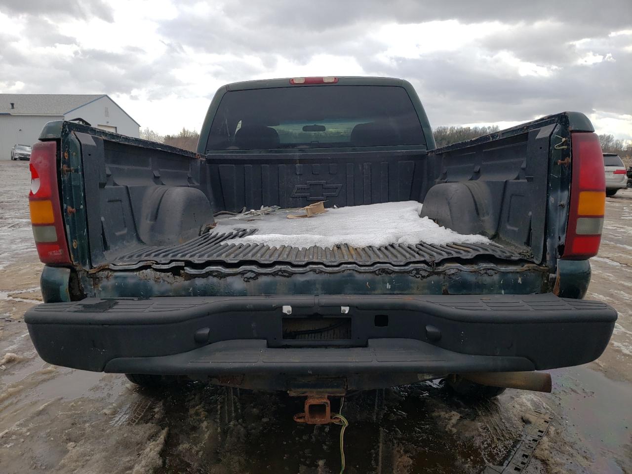 2001 Chevrolet Silverado VIN 1GCEK19T71E152431 Copart auction photo, front end / rear end damage thumbnail 6