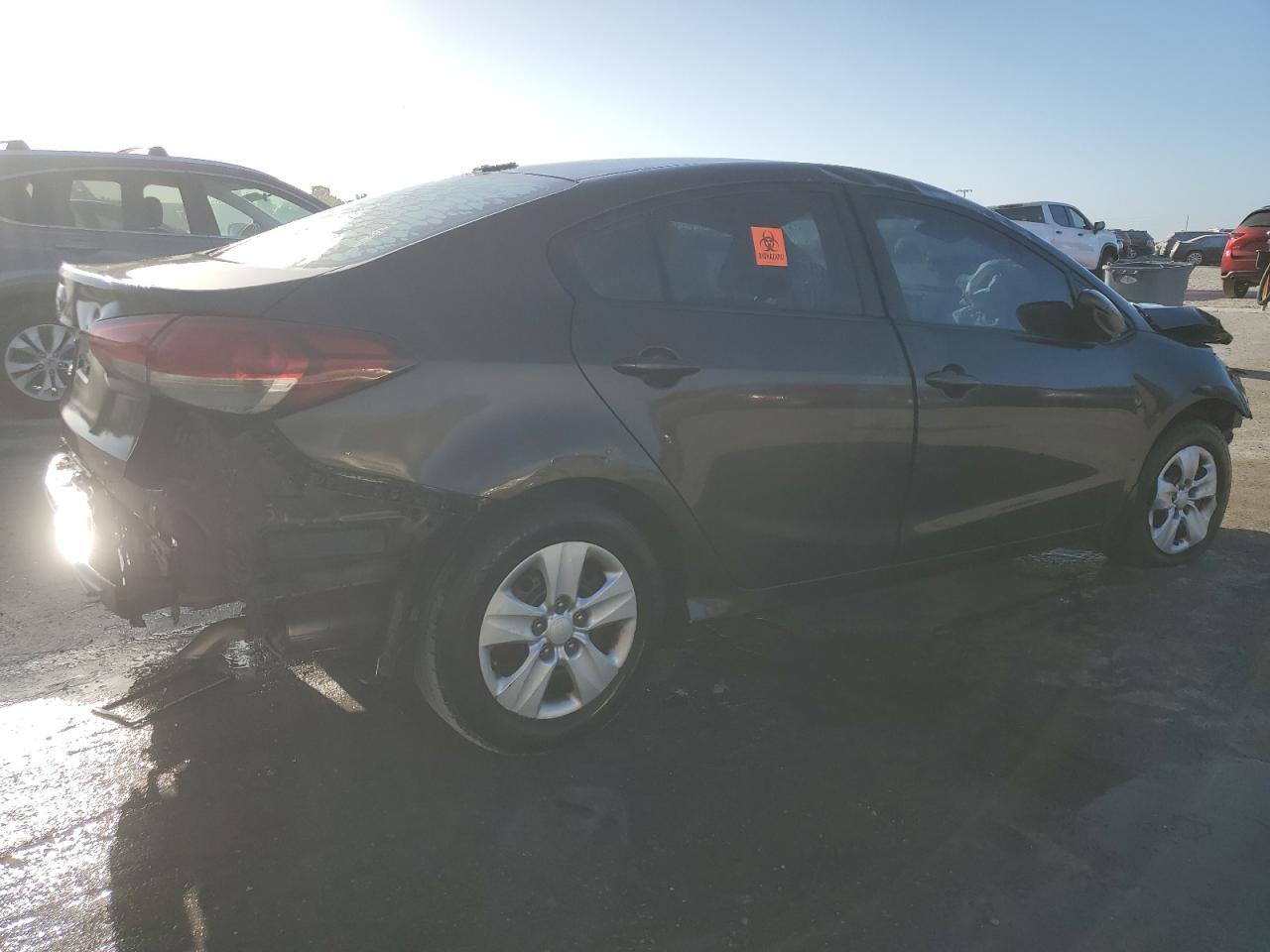 2018 KIA Forte VIN 3KPFK4A72JE217470 Copart auction photo, all over damage thumbnail 3