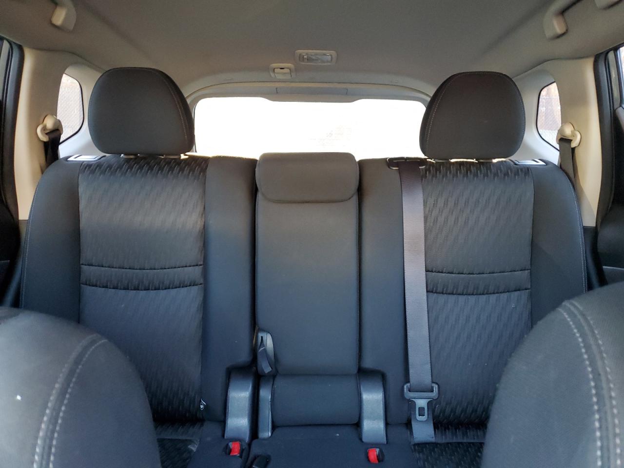 2017 Nissan Rogue VIN KNMAT2MV4HP593538 Copart auction photo, minor dent/scratches damage thumbnail 10