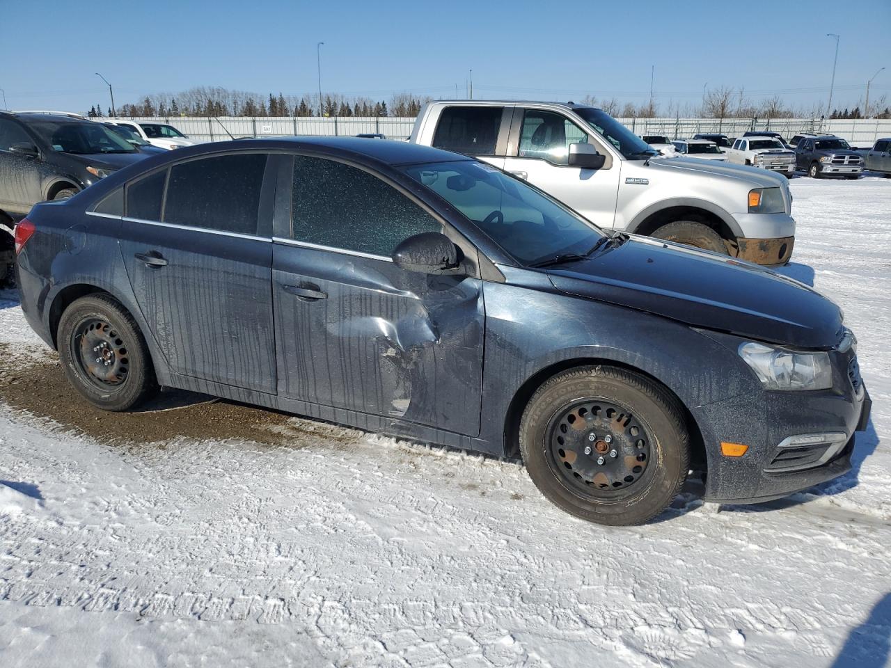 2015 Chevrolet Cruze VIN 1G1PC5SB8F7268580 Copart auction photo, side / front end damage thumbnail 4