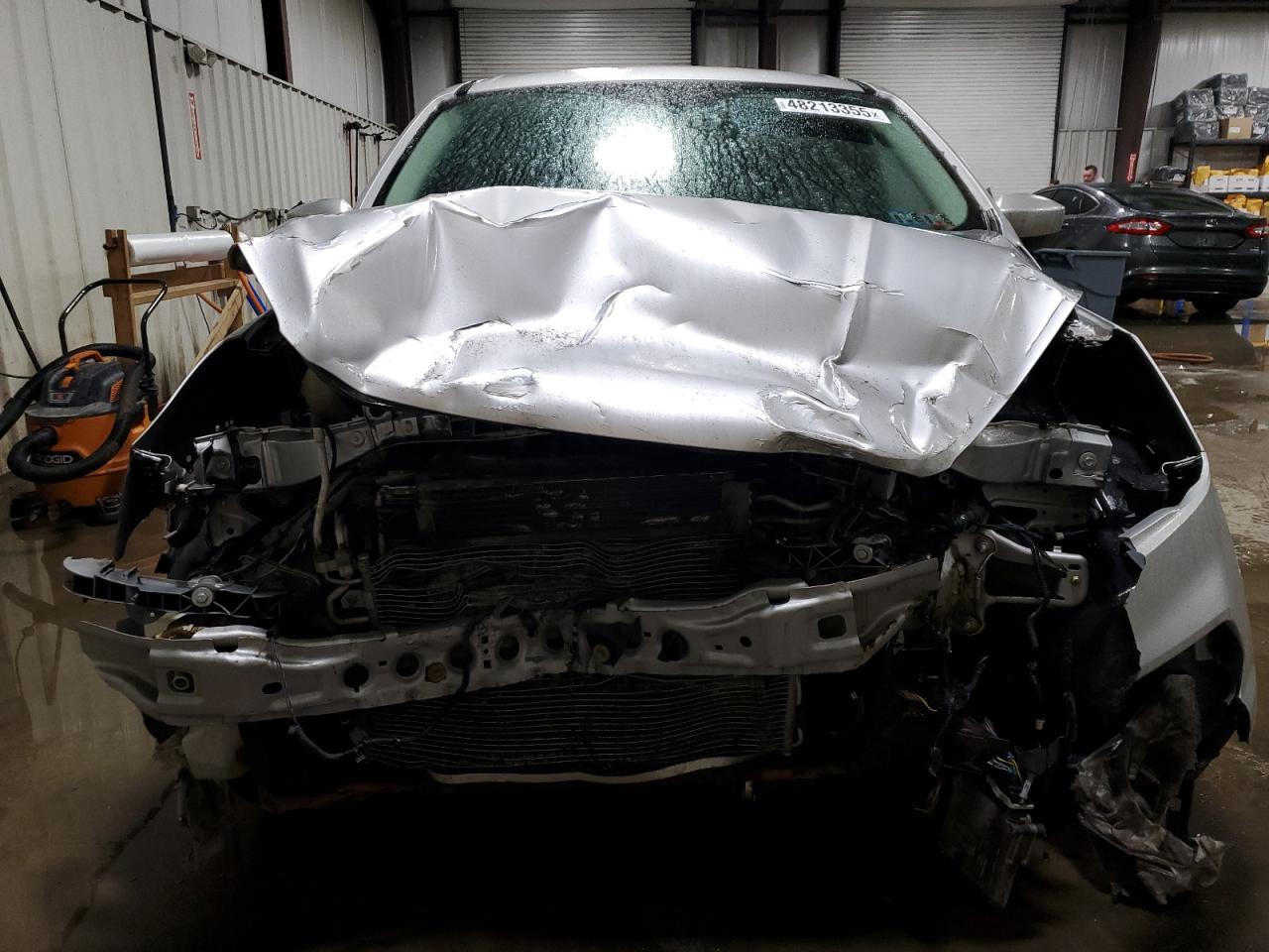 2017 Ford Escape VIN 1FMCU9G94HUC52795 Copart auction photo, front end damage thumbnail 5
