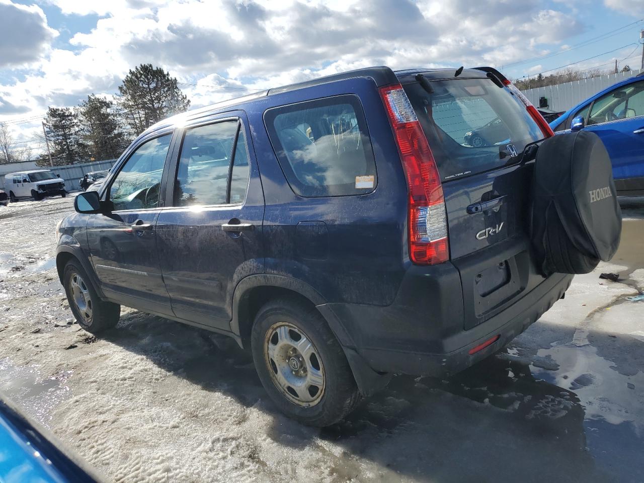 2005 Honda CR-V VIN SHSRD78505U318450 Copart auction photo, mechanical / minor dent/scratches damage thumbnail 2