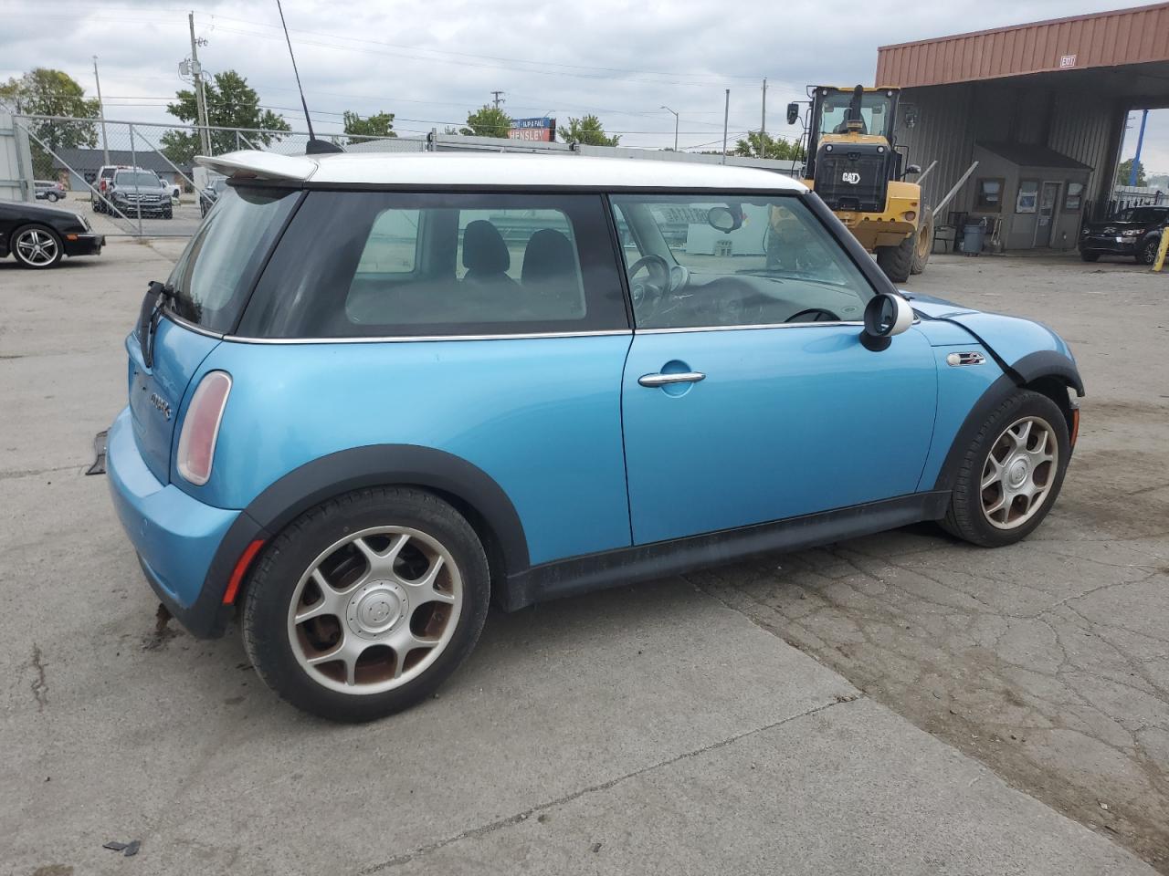 2005 MINI Cooper VIN WMWRE33455TD90463 Copart auction photo, front end / mechanical damage thumbnail 3