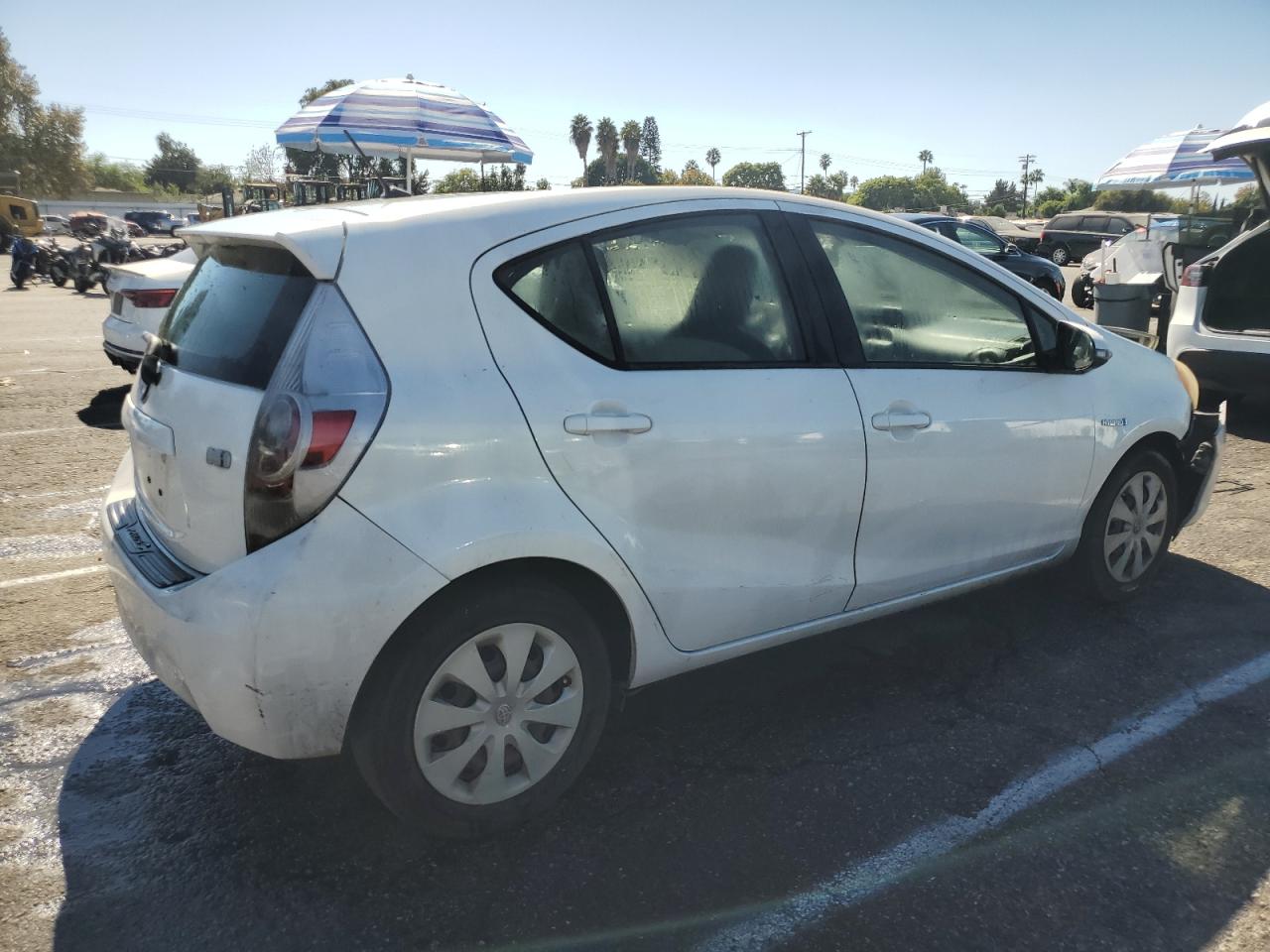 2013 Toyota Prius VIN JTDKDTB35D1043710 Copart auction photo, front end / minor dent/scratches damage thumbnail 3