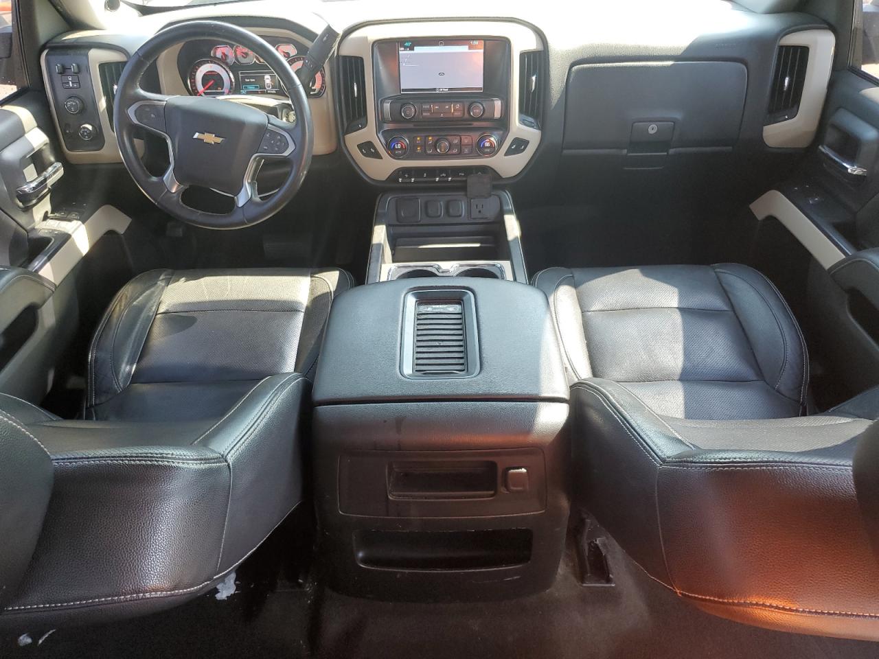 2018 Chevrolet Silverado VIN 3GCUKREC1JG100141 Copart auction photo, rear end / front end damage thumbnail 8